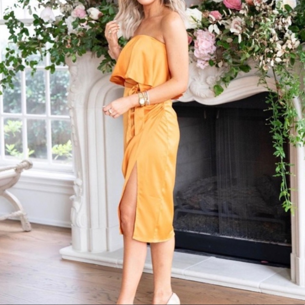 Lovers and Friends Violet Midi in Marigold XS